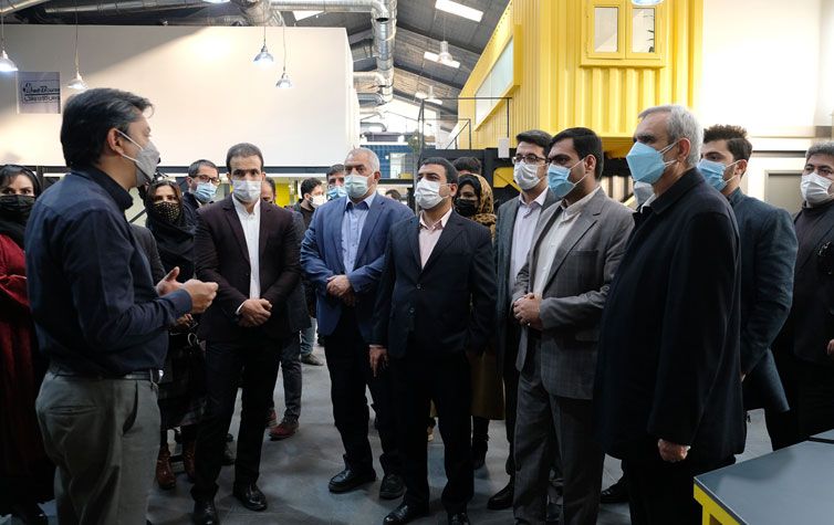 ضرورت الزام شهرداری تهران به تهیه لایحه فناوری شهر